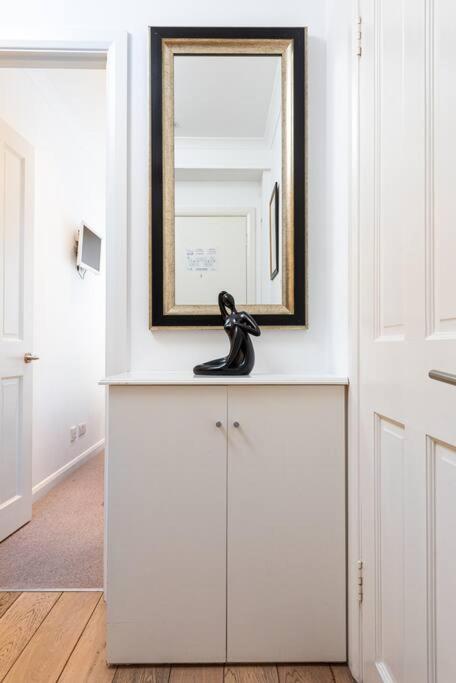 Chic Apartment - Fabulous Central Location In Zone 1 London Luaran gambar